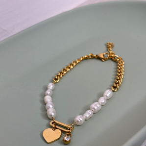 Mini Heart Bracelet / Stainless Steel & Pearls