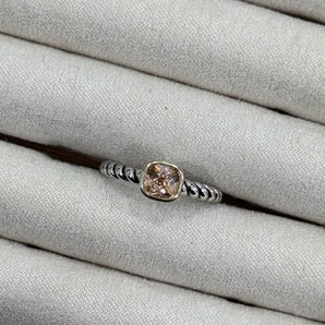 Vivian Ring / 925 Sterling Silver