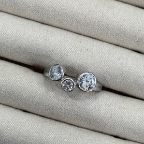 Mary Ring / 925 Sterling Silver