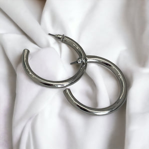 Gloria Earring / Brass